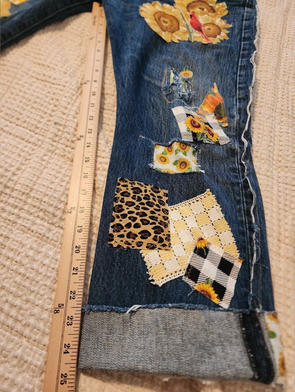 Levis 501 Upcycled Embellished Sunflower Patchwork Women’s Jeans Waist 20" Boho - Picture 7 of 13